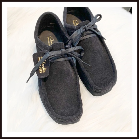 Clarks Shoes - Urban Outfitters Clarks Wallabee Black Suede Shoe Size 10